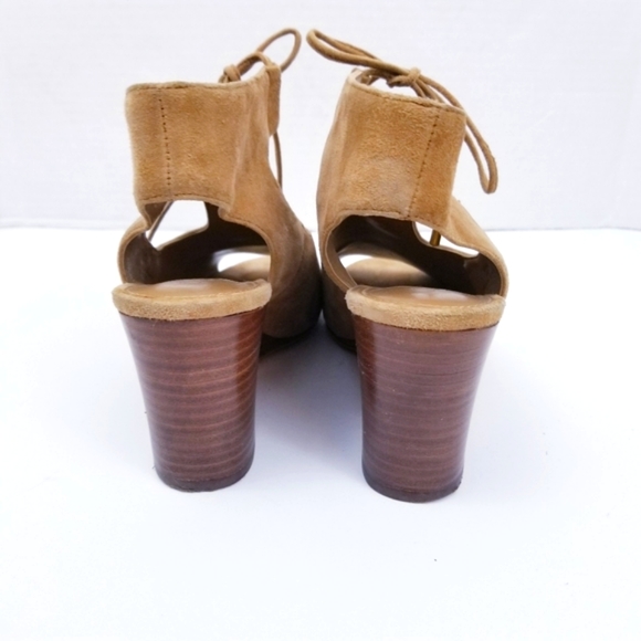 Lauren Ralph Lauren Alayna Suede Wedge Sandals, Size 6.5B - Picture 5 of 14